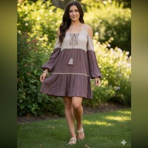 Umgee Two-Tone Cold Shoulder Boho Dress in Taupe and Cream